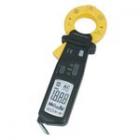 符合IEC1010-1和IEC1010-2-032國際標(biāo)準(zhǔn);雙重絕緣、600V CAT Ⅲ 、污染等級2;鉗頭口徑：Ф31mm;自動量:2mA/20mA/60A,精 度：±2.0%

