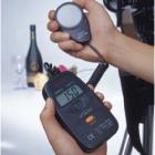 顯 示 器：最大顯示數(shù)1999，字高13mm;量程：0～2000Lux±5%，2000～1999Lux±5%，20000～50000Lux±5%;

