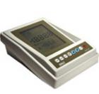 6173R酸堿度測(cè)試儀為大學(xué)實(shí)驗(yàn)室及科研單位特殊設(shè)計(jì)的超大屏幕的酸堿度測(cè)試儀, 也可測(cè)氧化還原反應(yīng), 測(cè)量的同時(shí)可顯示溫度值。有RS-232通訊接口。