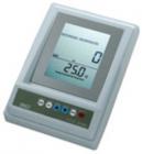 3173 精密電導(dǎo)率測(cè)試儀為大學(xué)實(shí)驗(yàn)室及科研單位特殊設(shè)計(jì)的超大屏幕的電導(dǎo)度測(cè)試儀, 也可測(cè)鹽度, 測(cè)量的同時(shí)可顯示溫度值。電源供給可用6節(jié)1.5V的5#電池或?qū)ｉT配置的交流電源轉(zhuǎn)換器。