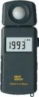 AR-813照度計測量范圍: 1~100,000lux 測量精確度 <4%rgd±0.5%f.s ,單位轉(zhuǎn)換 Lux ,測量檔位選擇 Auto