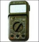 YF-3502  數(shù)字萬用表,LCD:3 1/2數(shù)位,20mm高,最大讀數(shù)1999
,極向指示:負值輸入時,自動顯示"一"符號,過載指示:左側(cè)最高位顯示"1"或"-1"

