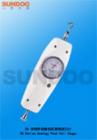 SN-500 推拉力計(jì)。最大試驗(yàn)負(fù)荷：500N,負(fù)荷分度值：2.0N,相對(duì)示值誤差：±1%適用于電子電器、 輕工紡織、建筑五金、打火機(jī)及點(diǎn)火裝置、消防器材、制筆、制鎖、漁具、動(dòng)力機(jī)械、科研機(jī)構(gòu)等行業(yè)推拉負(fù)荷測(cè)試。
 