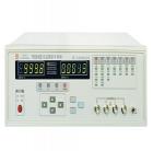 TH2810B    LCR數(shù)字電橋  四個(gè)測(cè)試頻率點(diǎn)，最高至10kHz, 30Ω 、100Ω兩種不同信號(hào)源輸出阻抗可使儀器測(cè)量結(jié)果與眾多LCR結(jié)果相一致，同時(shí)也能適應(yīng)陶瓷電容器對(duì)測(cè)量電平的要求