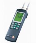 testo 521-1差壓儀, 0 ~ 100hPa,包括電池和標(biāo)定證書，testo 521-1壓力儀，適用于測量差壓，如過濾器內(nèi)壓力下降、檢測風(fēng)扇或抽力設(shè)備。通過內(nèi)置壓力傳感器，用皮托管測量5～100 m/s 風(fēng)速。外接100 Pa探頭可測量1～12 m/s風(fēng)速量程。