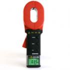 ETCR2000C(多功能型)  鉗形接地電阻測(cè)試儀 在測(cè)量有回路的接地系統(tǒng)時(shí)，不需斷開(kāi)接地引下線，不需輔助電極，除能測(cè)接地電阻外,還能測(cè)量接地系統(tǒng)的泄漏電流和中性線電流。電阻量限: 0.01-1000(Ω)  量限: 0-20（A）


