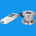 功 能：
HF法蘭式系列推拉力計(jì)是一種高精度小型便攜式拉力、壓力測(cè)試儀器。廣泛應(yīng)用于高低壓電器、電子、五金制鎖、汽車配件、打火機(jī)及點(diǎn)火裝置、制筆、輕工、建筑、漁具、紡織、化工、機(jī)械、IT等行業(yè)和科研機(jī)構(gòu)作拉壓負(fù)荷、插拔力測(cè)試、破壞性試驗(yàn)等，是數(shù)字型的新一代拉壓力測(cè)試儀器。
