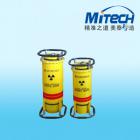 二、儀器特點(diǎn)：
1、體積小、重量輕、攜帶方便，操作簡單。
　　2、發(fā)生器采用SF6氣體絕緣和陽極接地、風(fēng)扇強(qiáng)迫冷卻，安全可靠。
　　3、控制器采用寬范圍硬件設(shè)計(jì)，壽命長、故障率極低。
　　4、抗干擾性強(qiáng)，電網(wǎng)在180V-250V范圍內(nèi)均可工作。
　　5、具有可靠延時(shí)開機(jī)功能，更適合野外作業(yè)。
　　6、自動(dòng)化程度高，故障自動(dòng)檢索并顯示。
　　7、嚴(yán)格按1：1工作休息，永不存在誤開機(jī)現(xiàn)象。
8、采用進(jìn)口線高壓包，產(chǎn)品質(zhì)量進(jìn)一步提高。
