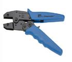產(chǎn)品特點

· 鉗頭壓?？谈鼡Q，實現(xiàn)一把工具，多種壓接功能

· 螺絲調(diào)節(jié)壓力大小

· 棘輪設(shè)計，保證每次壓力大小一致，以確保端接的可靠性

· 釋放桿設(shè)計，確保操作安全可靠

· 新型軟墊防滑手柄設(shè)計，舒適安全

