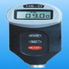 主要特點(diǎn)

u具有最大值鎖存、平均值自動(dòng)計(jì)算及欠壓報(bào)警功能

u與本機(jī)攜帶的海寶公司RS232通訊電纜連接，能與計(jì)算機(jī)進(jìn)行數(shù)據(jù)通訊

u具有自動(dòng)關(guān)機(jī)功能

u與邵氏硬度測(cè)試臺(tái)連接后能進(jìn)行更高精度的測(cè)量

u電源：3×1.55V扣式電池 4.5V交直流電源適配器

u基本配置： 1、扣式電池三節(jié) 2、選購(gòu)件：SD-J硬度計(jì)測(cè)試架,4.5V交直流電源適配器,RS232通訊電纜