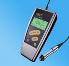  產(chǎn)品功能

HC220數(shù)字式涂層測(cè)厚儀是渦流便攜式覆層測(cè)厚儀，它能快速、無損傷、精密地進(jìn)行涂、鍍層厚度的測(cè)量。既可用于實(shí)驗(yàn)室，也可用于工程現(xiàn)場(chǎng)。本儀器能廣泛地應(yīng)用在制造業(yè)、金屬加工業(yè)、化工業(yè)、商檢等檢測(cè)領(lǐng)域。是材料保護(hù)專業(yè)必備的儀器。